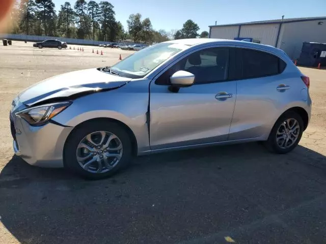 2020 Toyota Yaris LE