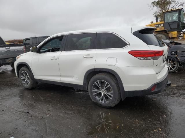 2019 Toyota Highlander LE