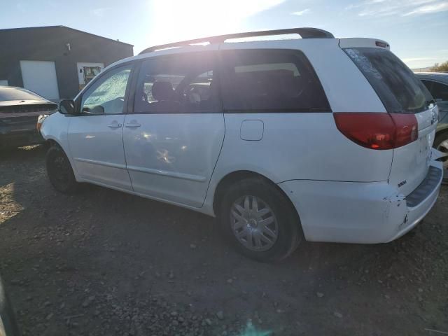 2008 Toyota Sienna CE