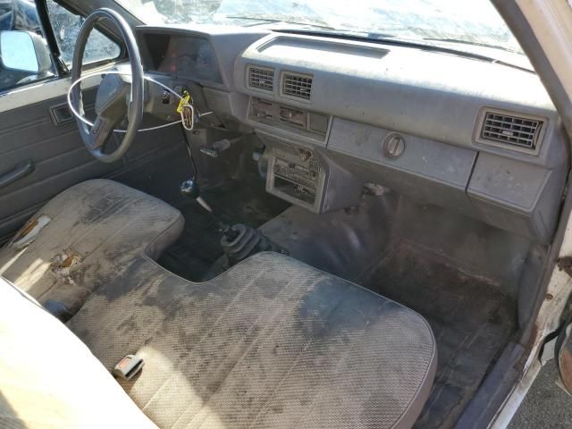 1988 Toyota Pickup 1 TON Long BED RN55