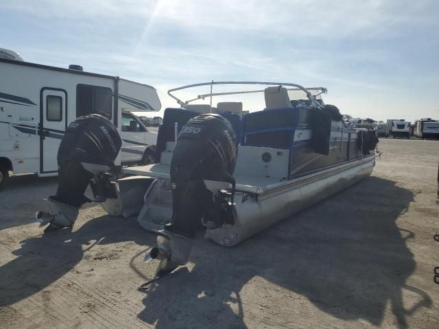 2016 Premier Pontoon