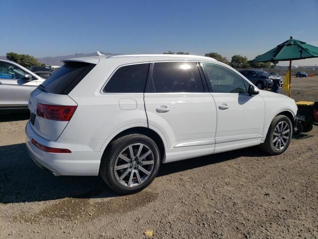 2019 Audi Q7 Premium Plus