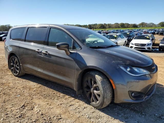 2019 Chrysler Pacifica Touring Plus