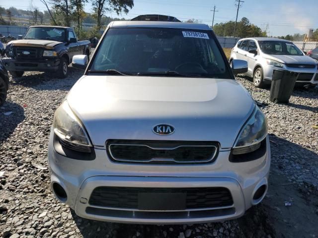 2013 KIA Soul +