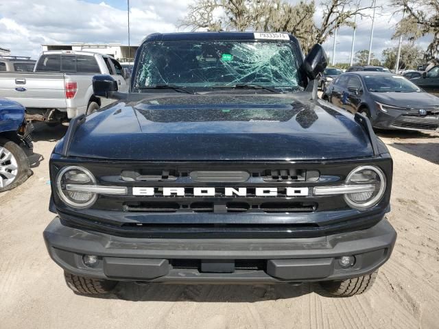 2022 Ford Bronco Base