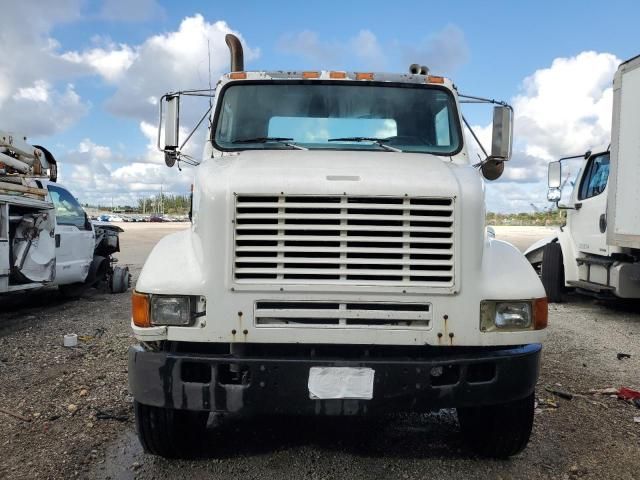 1995 International 8000 8100