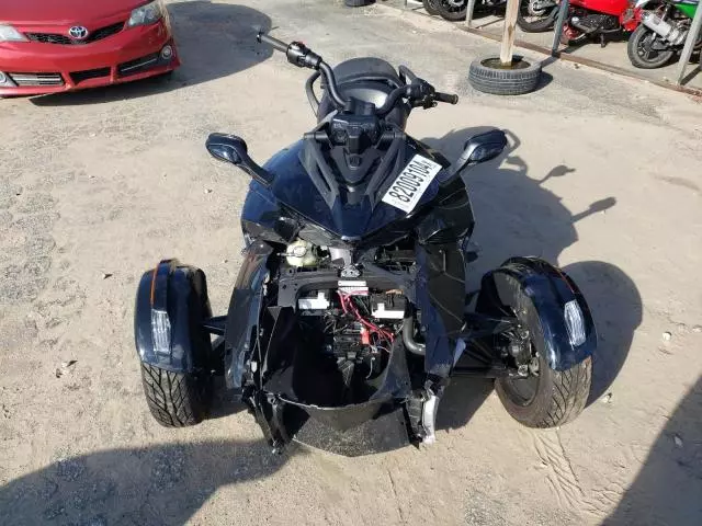 2023 Can-Am Spyder Roadster F3-S