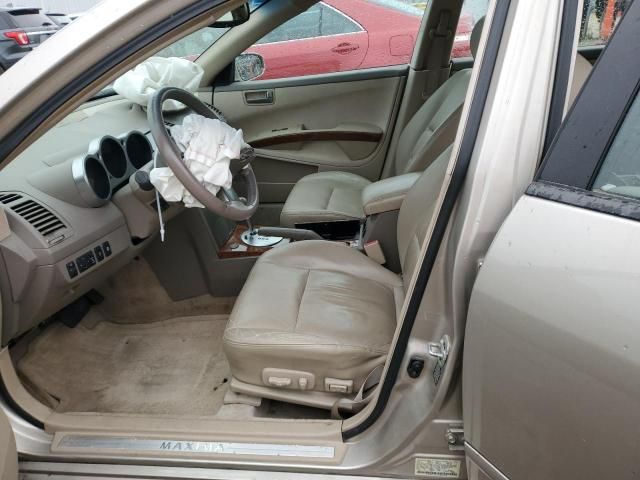 2004 Nissan Maxima SE