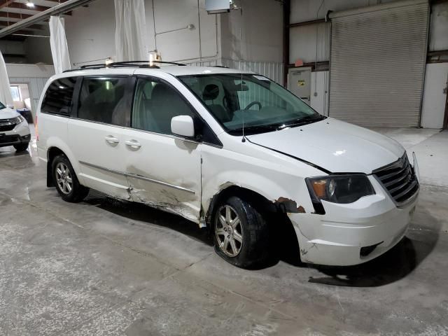 2010 Chrysler Town & Country Touring