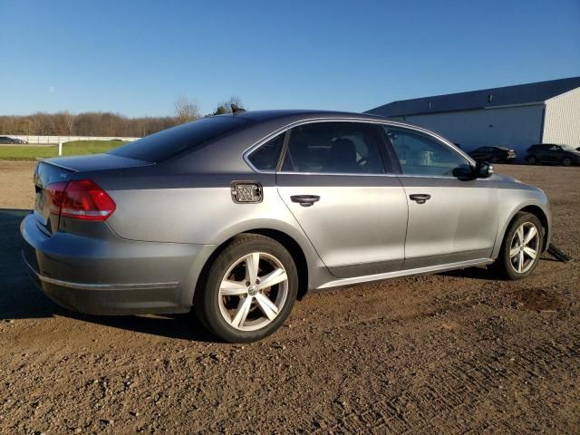 2013 Volkswagen Passat SEL