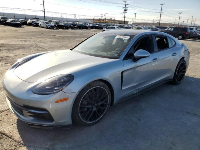 2018 Porsche Panamera 4S