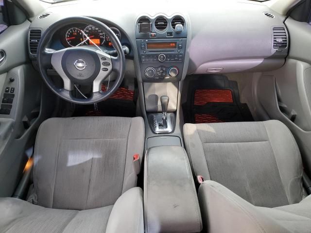 2011 Nissan Altima Base