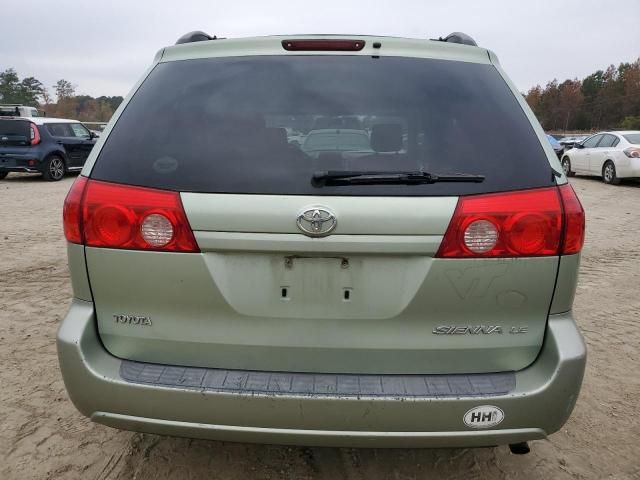 2008 Toyota Sienna CE