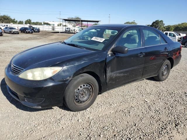 2005 Toyota Camry LE