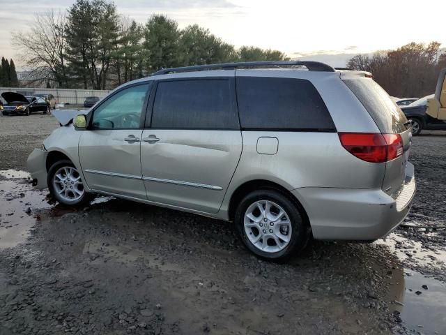 2005 Toyota Sienna XLE