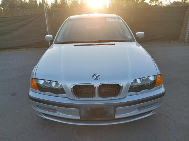 2000 BMW 323 I