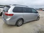 2018 Toyota Sienna XLE