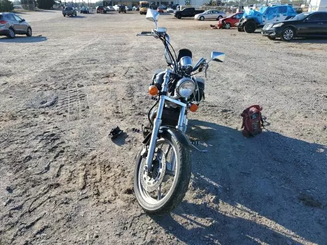 2005 Honda VT1100 C