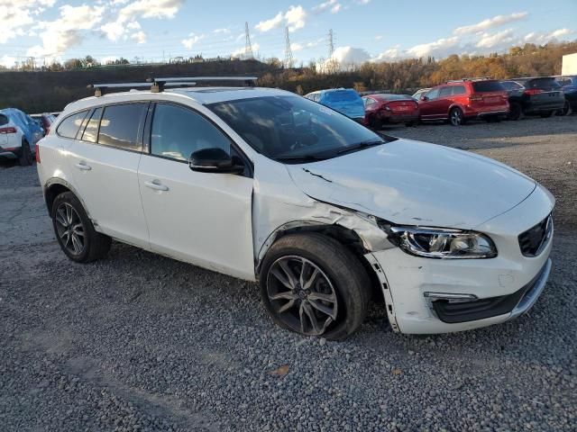 2017 Volvo V60 Cross Country Premier