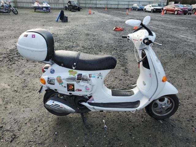 2002 Vespa M198F