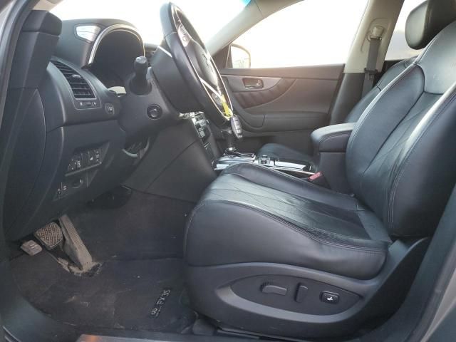 2011 Infiniti FX35