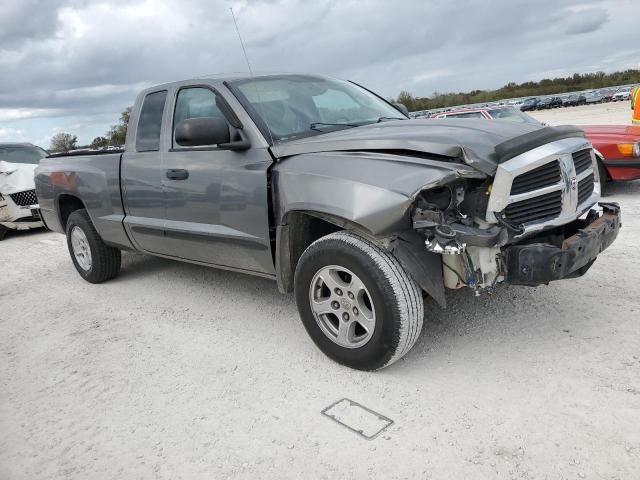 2005 Dodge Dakota SLT