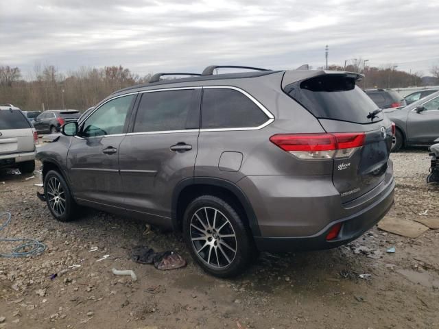 2018 Toyota Highlander SE