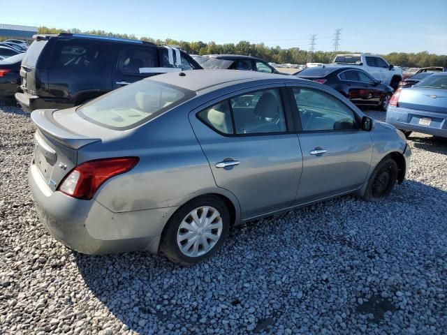 2013 Nissan Versa S