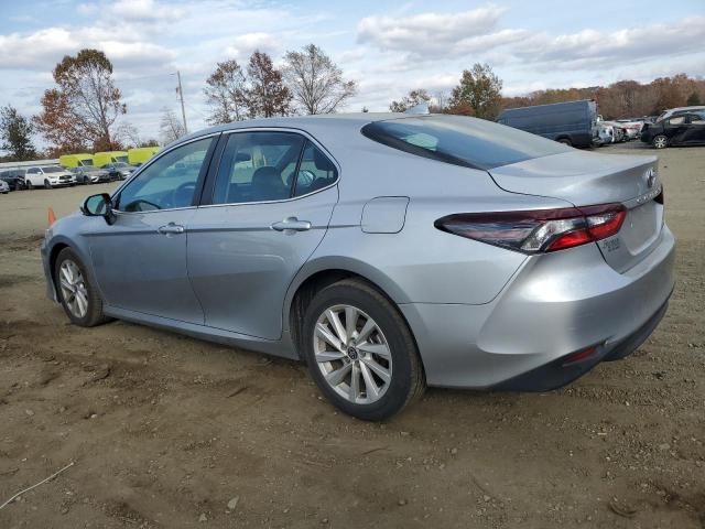 2022 Toyota Camry LE