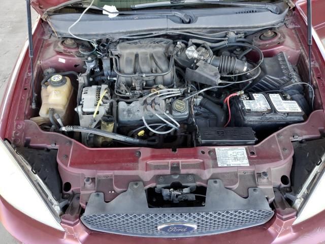 2005 Ford Taurus SE