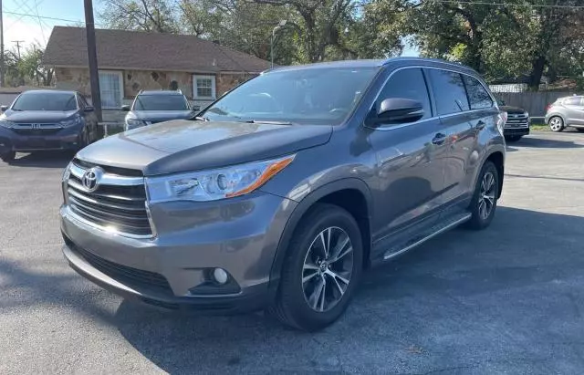 2016 Toyota Highlander XLE