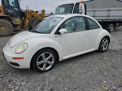 Vehiculos salvage en venta de Copart Earlington, KY: 2008 Volkswagen New Beetle Triple White