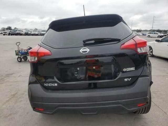 2019 Nissan Kicks S