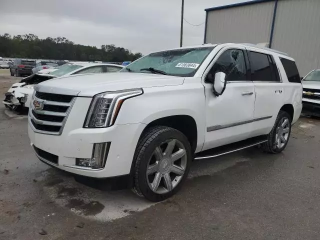 2017 Cadillac Escalade Luxury