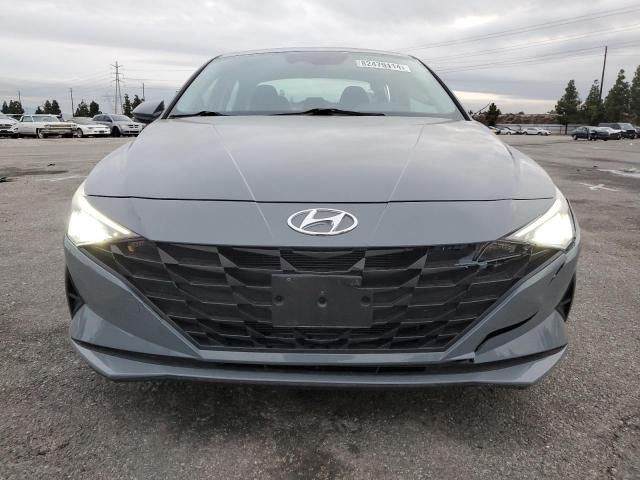 2022 Hyundai Elantra SEL