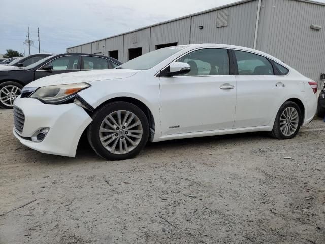 2013 Toyota Avalon Hybrid