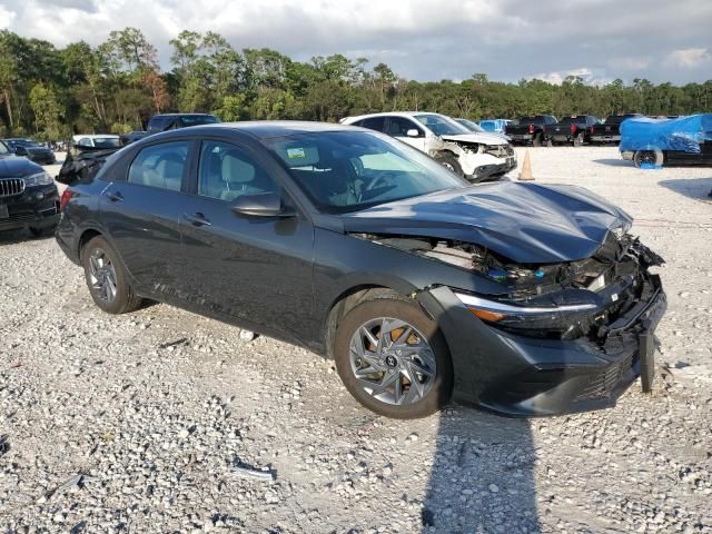 2024 Hyundai Elantra Blue