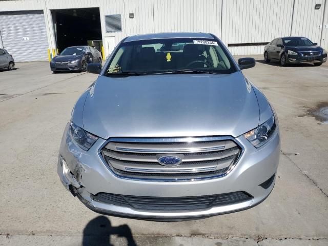 2018 Ford Taurus SE