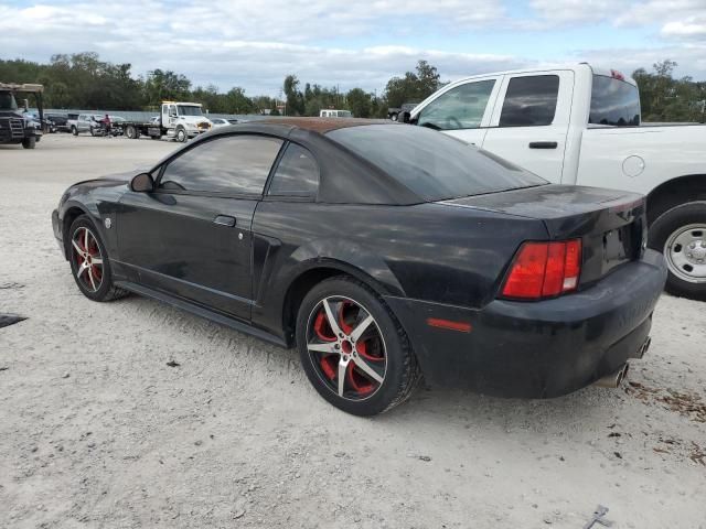 2004 Ford Mustang