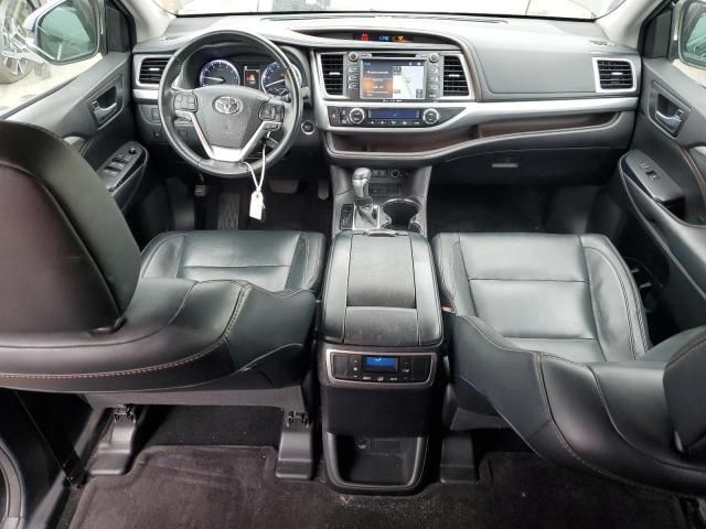 2018 Toyota Highlander SE