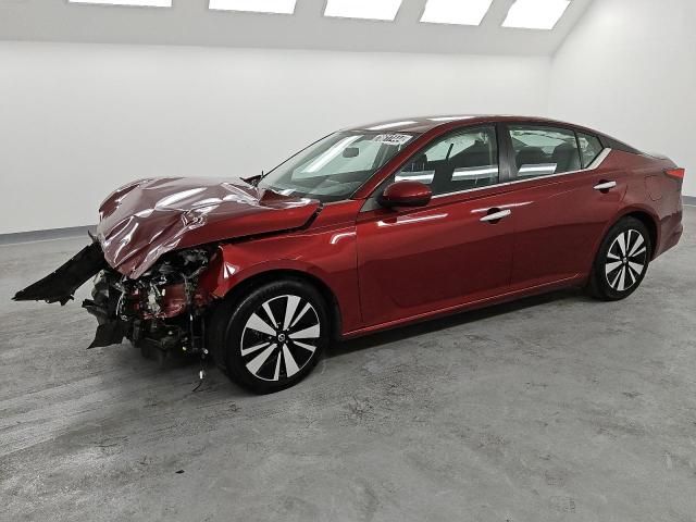 2022 Nissan Altima SV