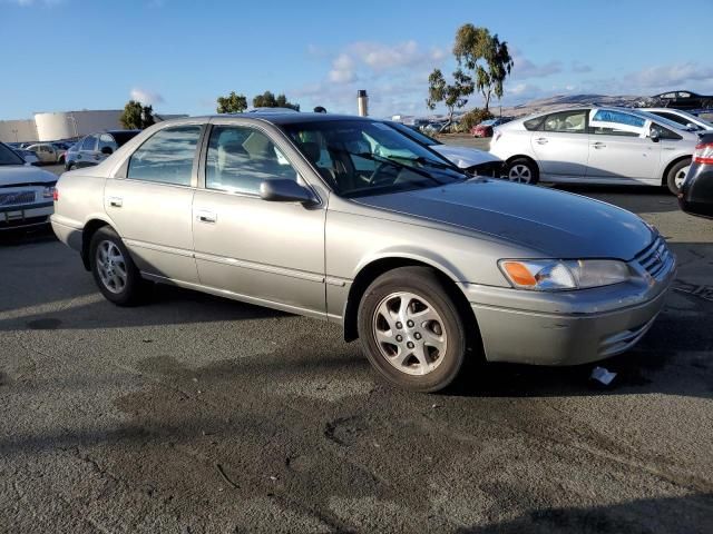 1999 Toyota Camry LE