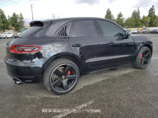 2018 Porsche Macan Turbo