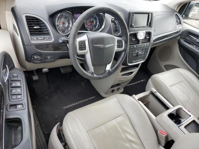 2012 Chrysler Town & Country Touring