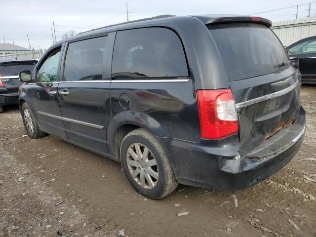 2012 Chrysler Town & Country Touring L