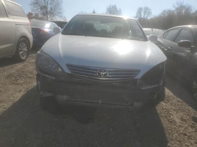 2005 Toyota Camry LE