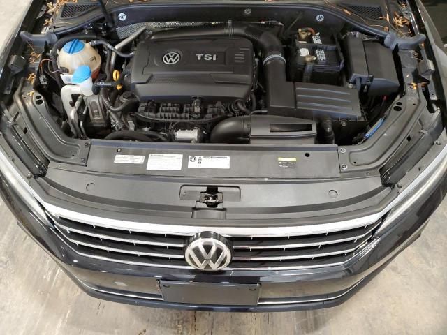 2017 Volkswagen Passat SEL Premium