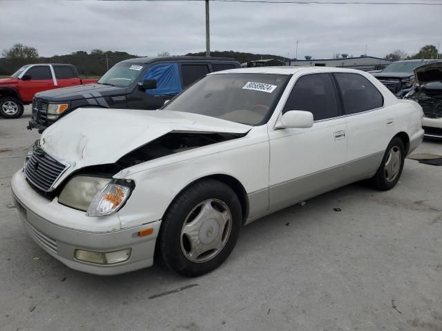 1998 Lexus LS 400