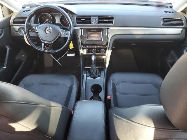 2016 Volkswagen Passat S