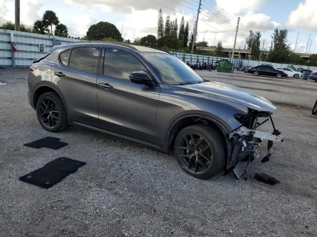 2021 Alfa Romeo Stelvio Sport